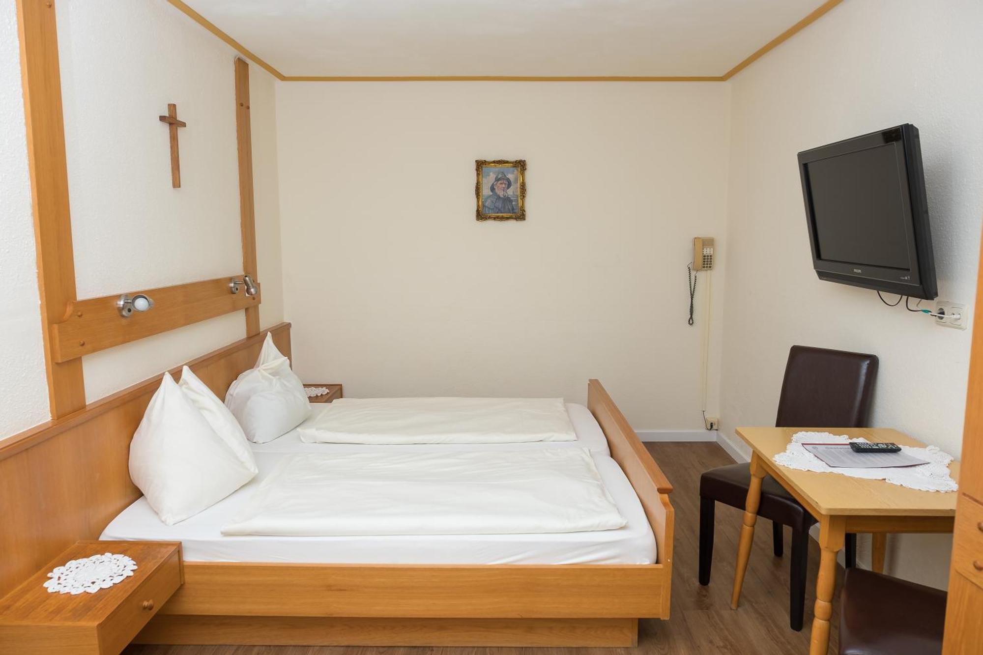 Strass im Attergau Rosslwirt-Rast Bed & Breakfast エクステリア 写真